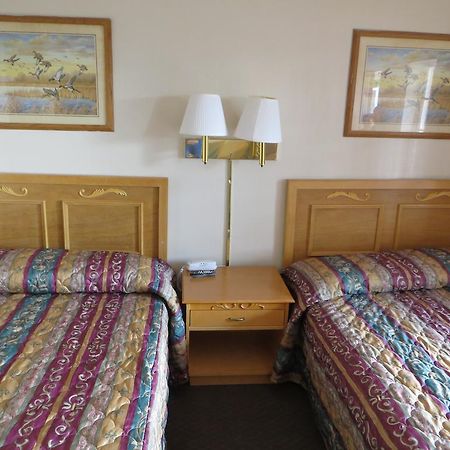 Pine Crest Motor Lodge Holly Springs Εξωτερικό φωτογραφία