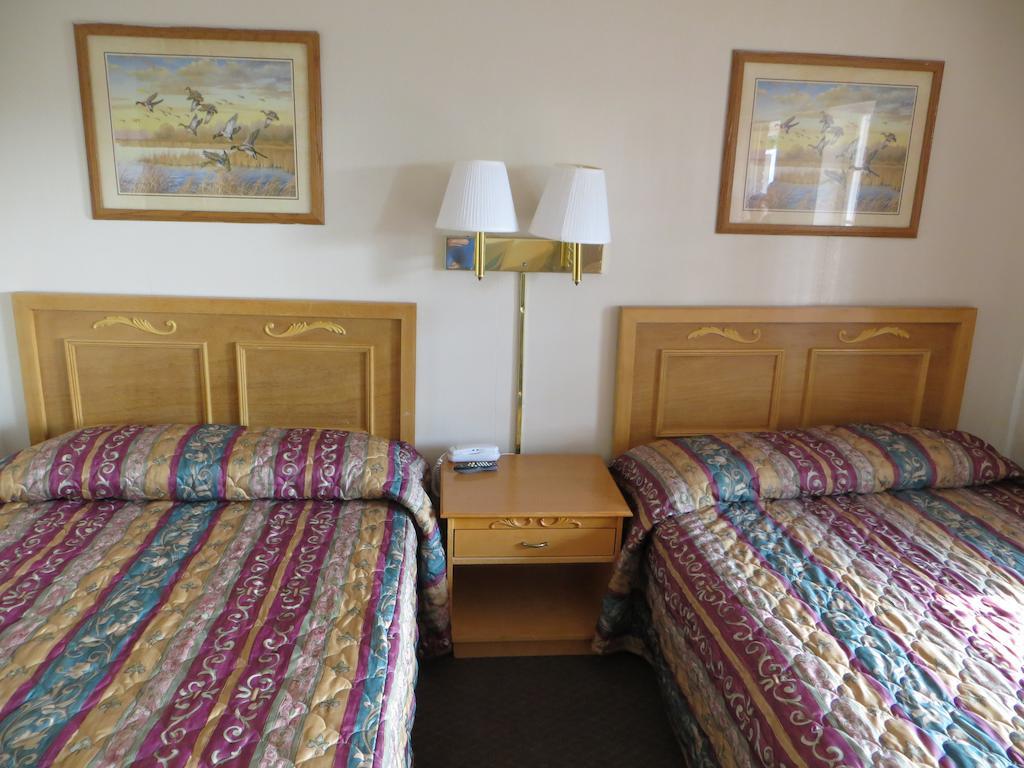 Pine Crest Motor Lodge Holly Springs Εξωτερικό φωτογραφία